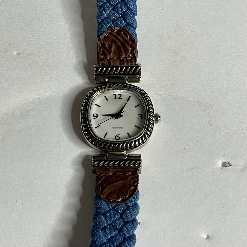 Quartz Classic Analogue Watch